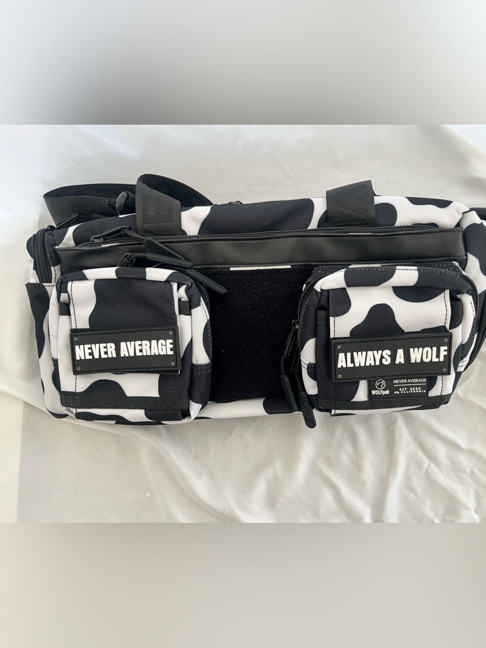 Wolfpak 20L Duffle Bag- rare cow 🐄 print- BNWT